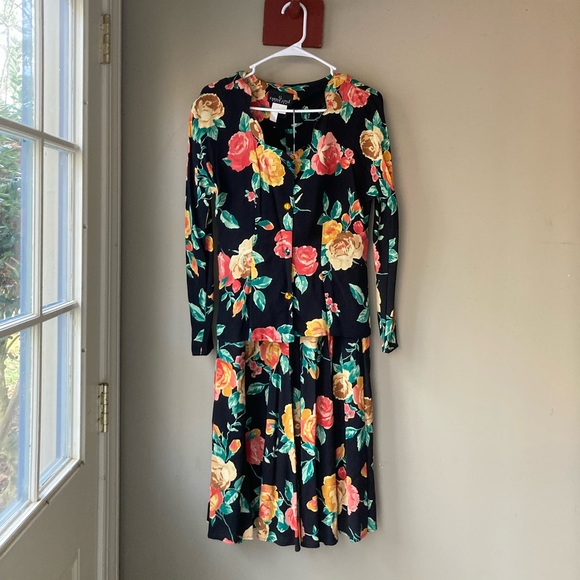 Vintage Dresses & Skirts - FINAL PRICE Vintage Carole Little Petites Black Floral Matching Set S